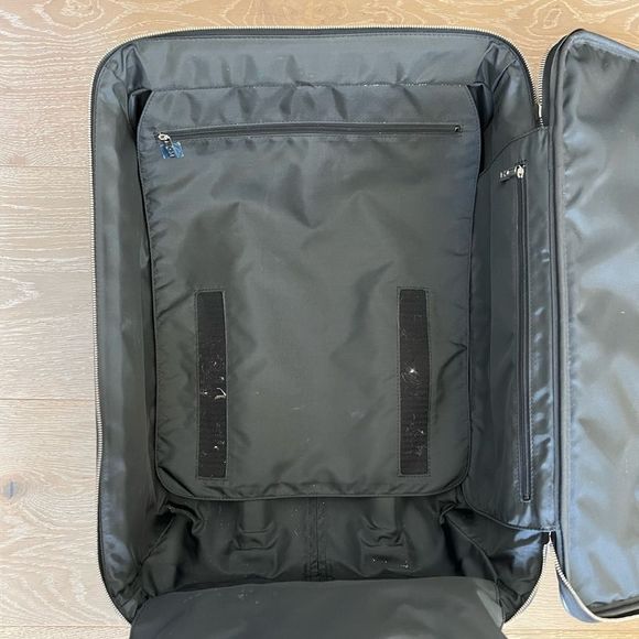 LOUIS VUITTON DAMIER GRAPHITE PEGASE LEGERE SUITCASE - Picture 5 of 16